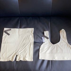 SKIMS Seamless rib short and scoop bralette